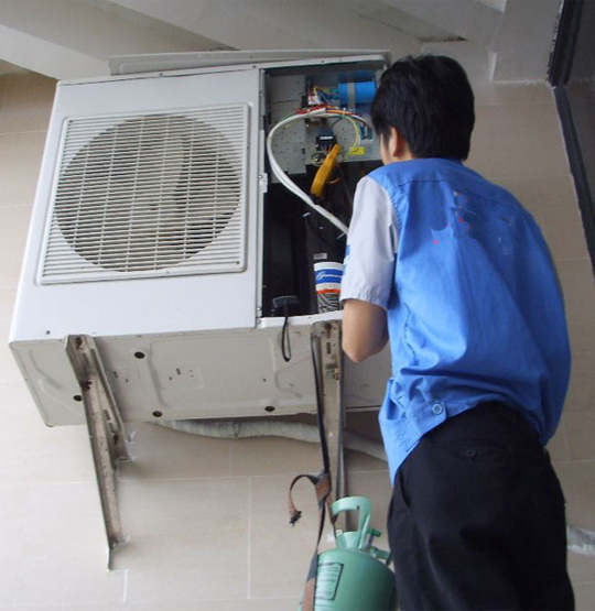 石棉空调开机无反应维修